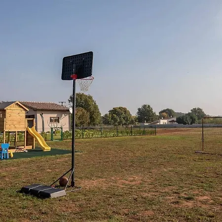 Wonderful Mattuzzi With Private Pool Near The Town By Wiibuk