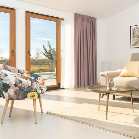 Villa Wonderful Mattuzzi With Private Pool Near The Town By Wiibuk