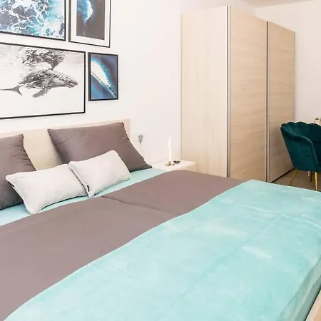 Villa Wonderful Mattuzzi With Private Pool Near The Town By Wiibuk *