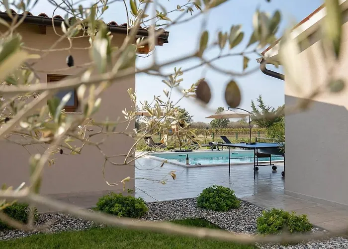 Wonderful Mattuzzi With Private Pool Near The Town By Wiibuk