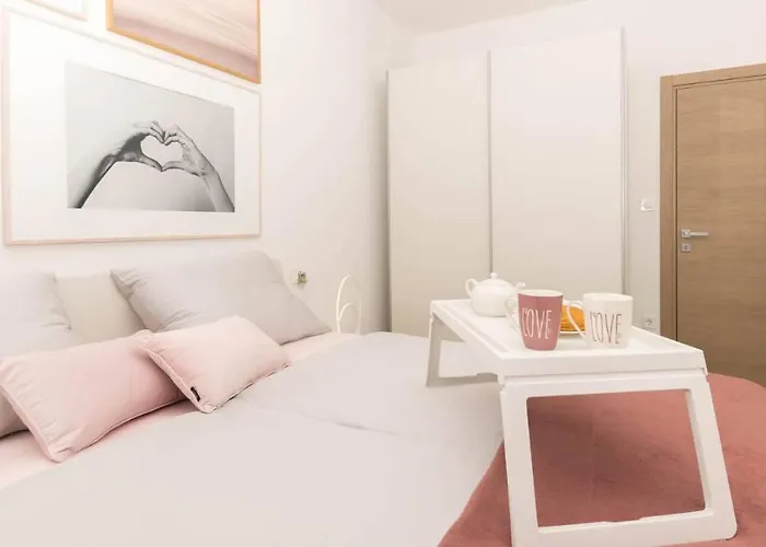 Wonderful Mattuzzi With Private Pool Near The Town By Wiibuk *