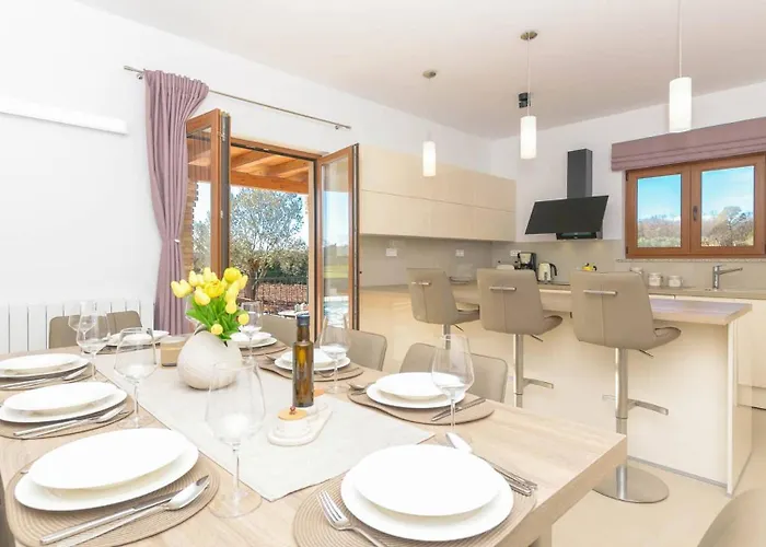 Wonderful Mattuzzi With Private Pool Near The Town By Wiibuk Pula