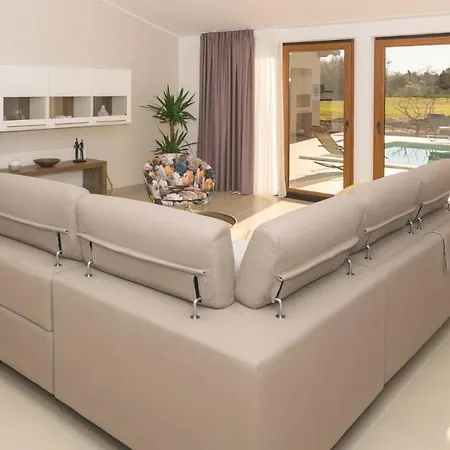 Вілла Wonderful Mattuzzi With Private Pool Near The Town By Wiibuk *